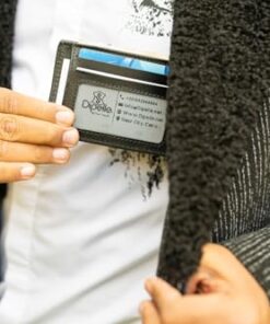 كراتة وحافظة كروت من الجلد طبيعي للرجال والنساء مقاس 11*8 سم بها 8 جيوب، تحمل حتى 12 كرت 11 11 8 8 1 4