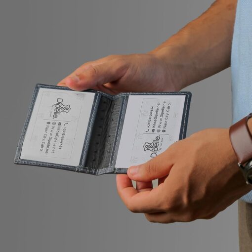 كراتة جلد طبيعي رجالي - من دي بيلّي | حامل كروت نحيف أنيق بعلبة فاخرة تنفع هدية مميزة 15 محفظة جلد طبيعي للرجال من ديبيل كحلي